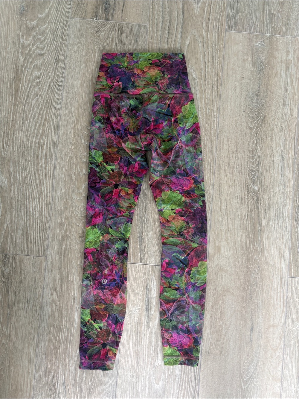 Lululemon Wunder Train High Rise - Picture 2 of 4